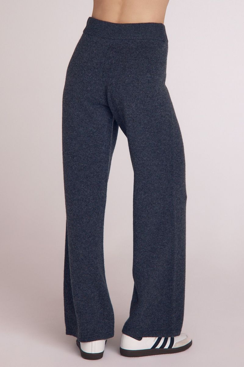 Wide Leg Sweatpant