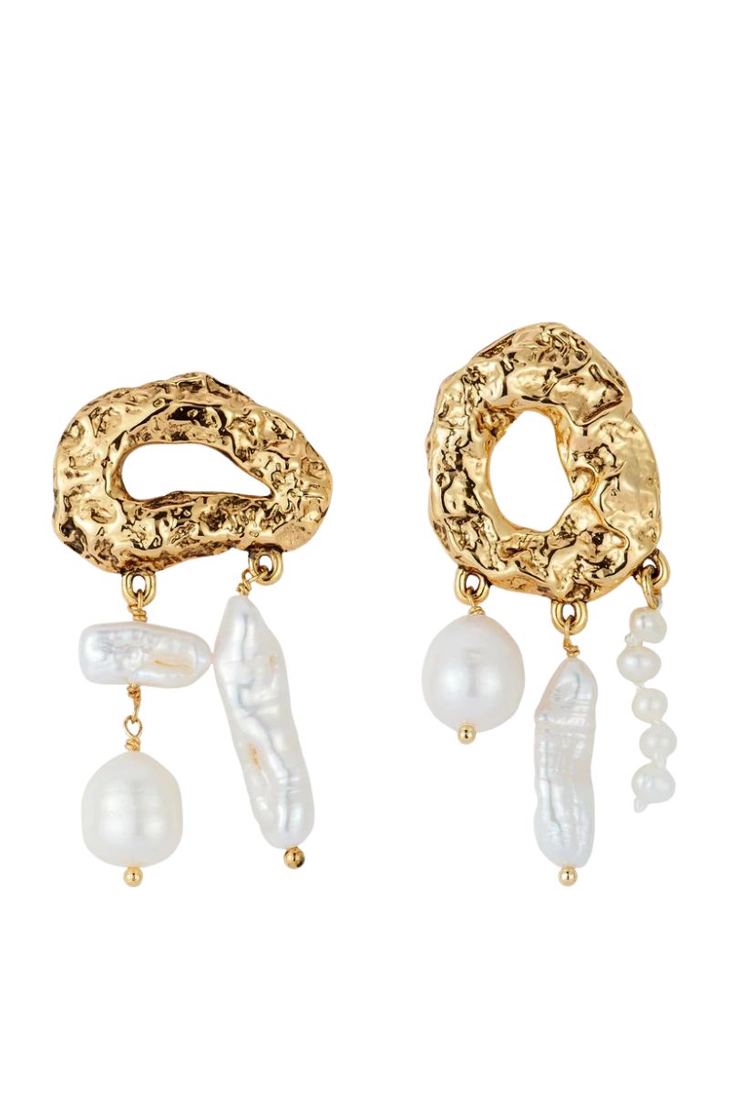 Silvia Pearl Earrings