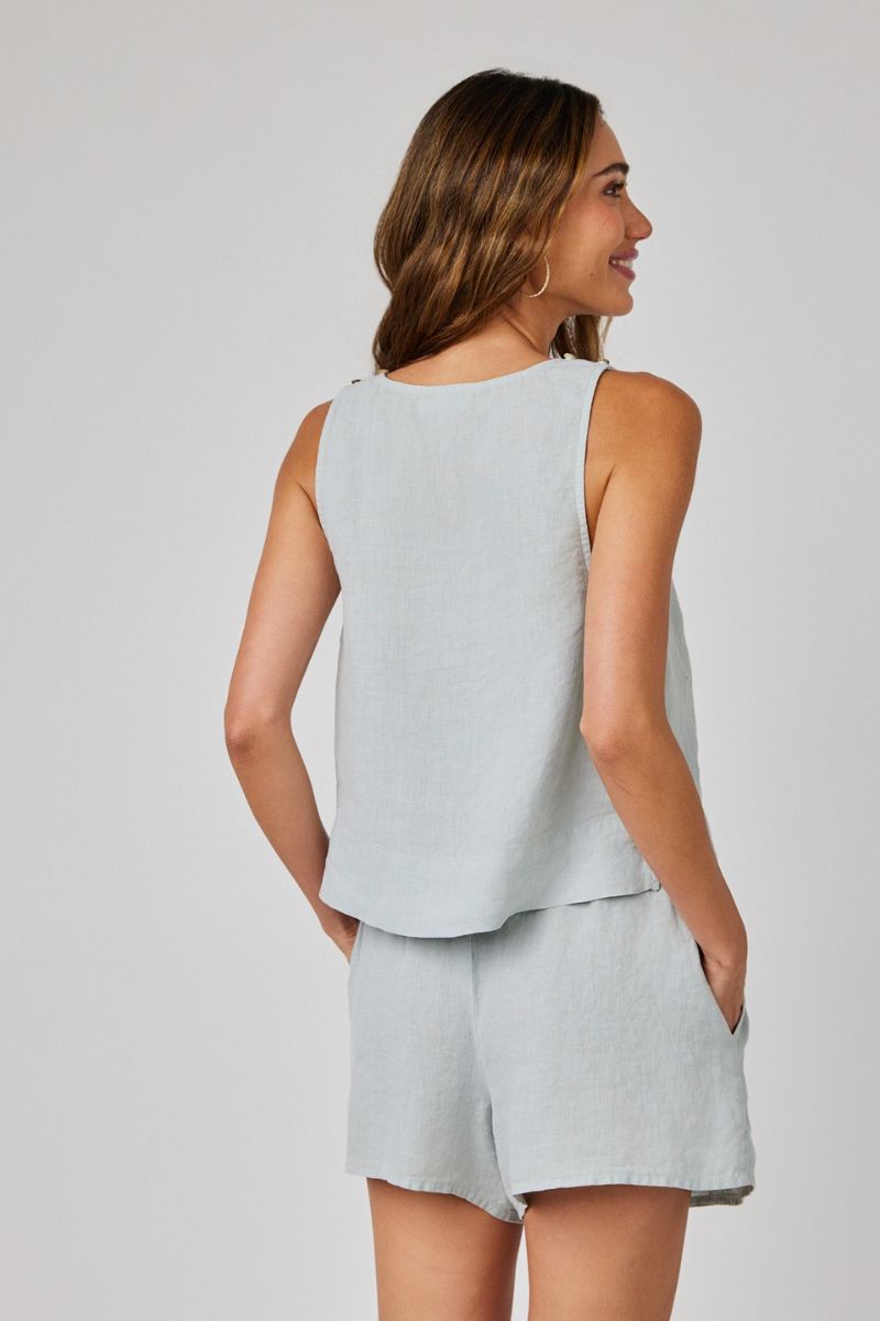 Scoop Neck Tank