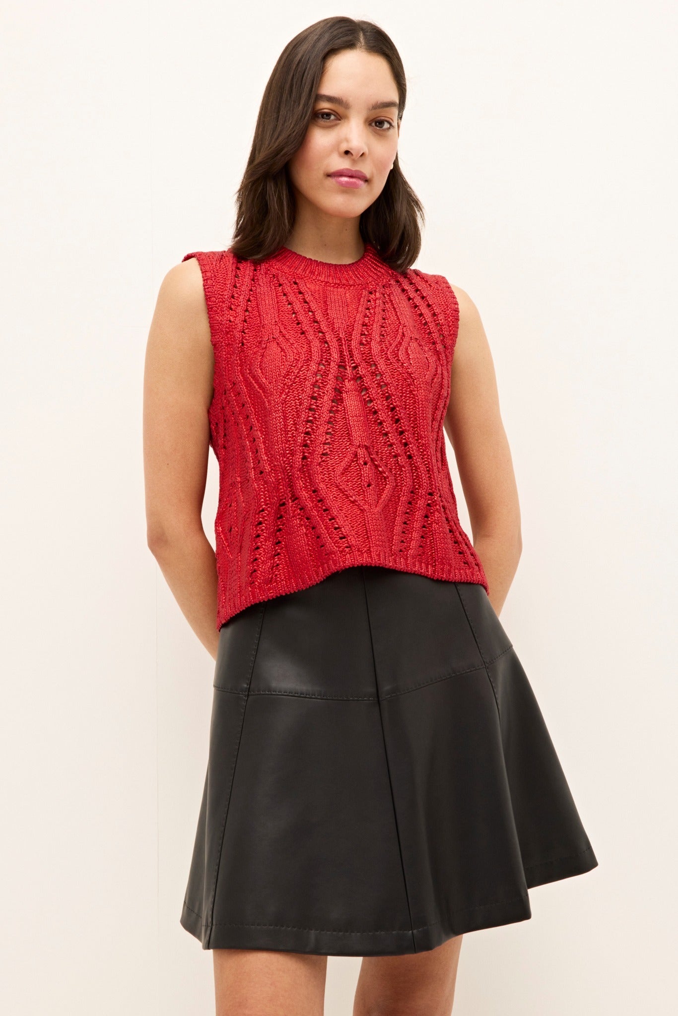 MCGUIRE TOP