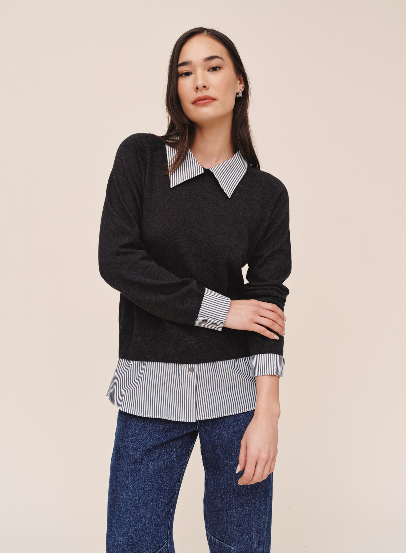 B20223-M04-304 - MIXED LAYERED SWEATER