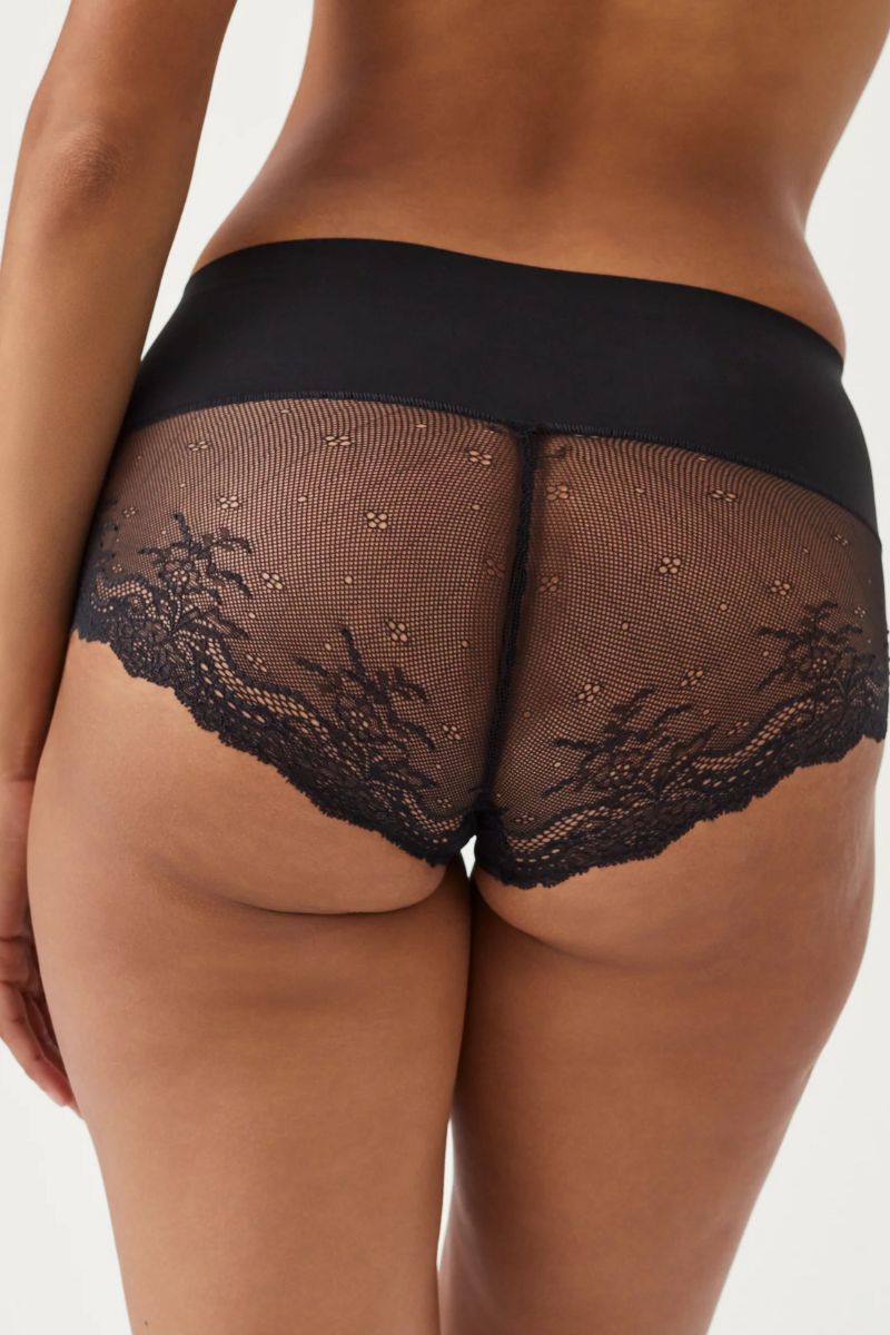 Undie-Tectable Lace Hi-Hipster Panty