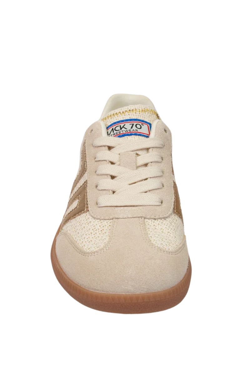 Back 70 Streetwear Iuta Sneakers Gold