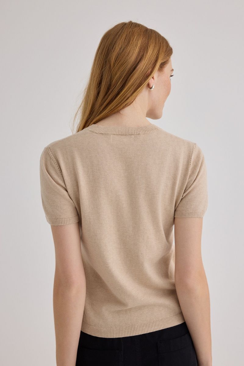Short Sleeve Crew Neck Knit Top