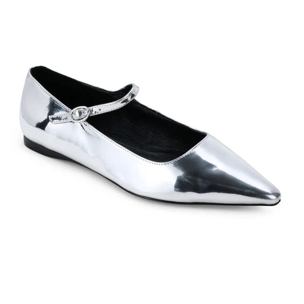 Camille Flat