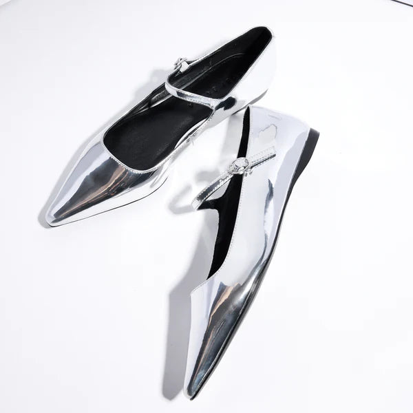 Camille Flat