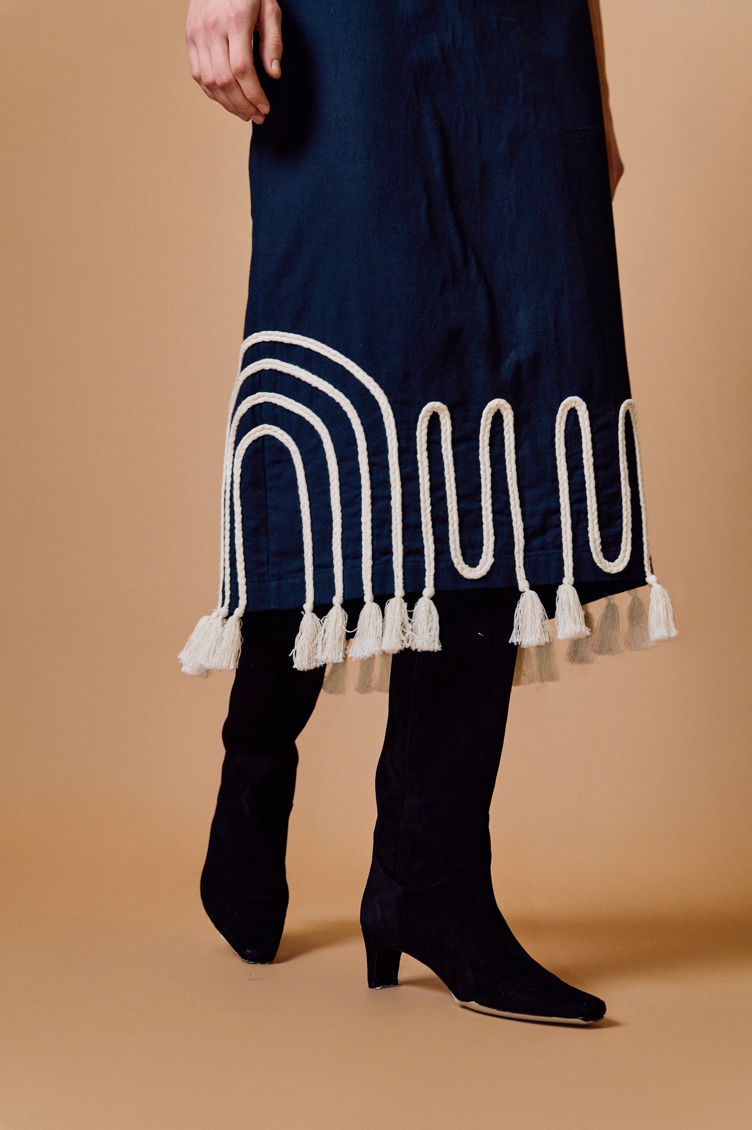 LOLA MIDI SKIRT