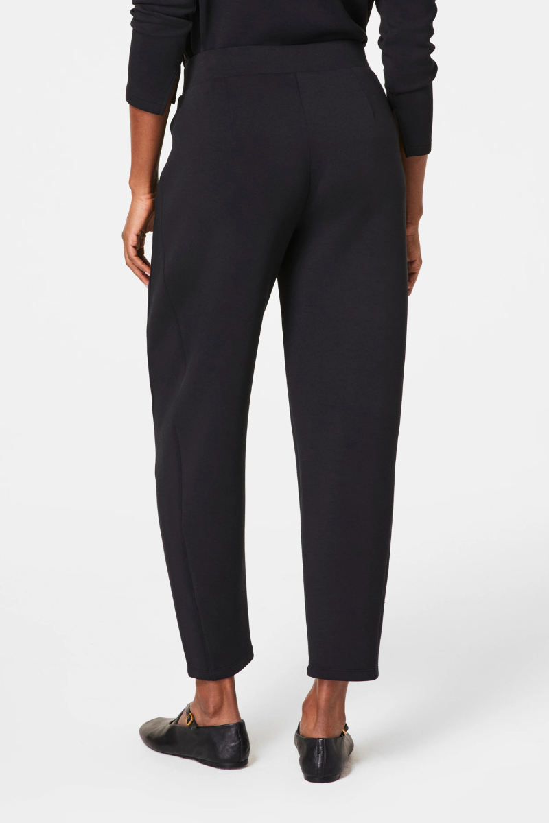 Airessentials Barrel Leg Pant