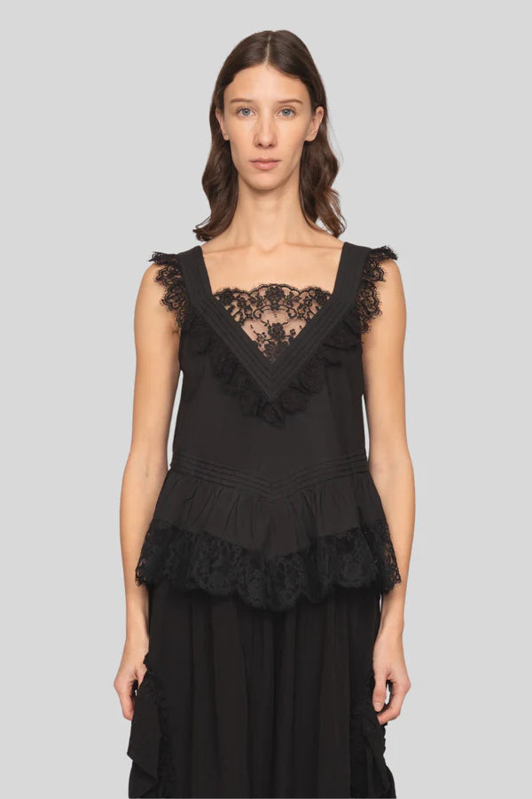 Hilda Top