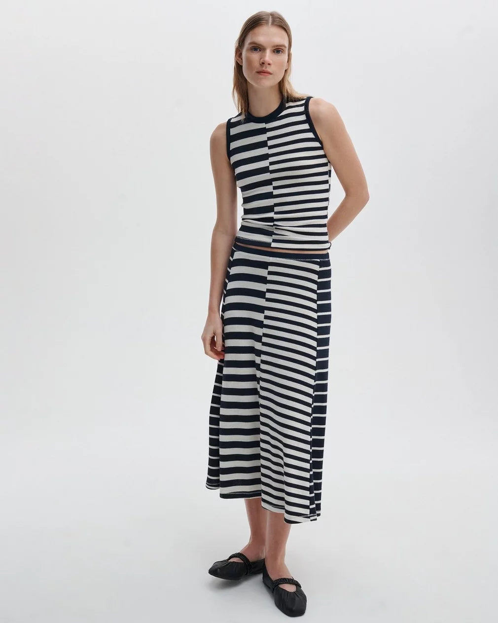 Knit Mixed Stripe Skirt