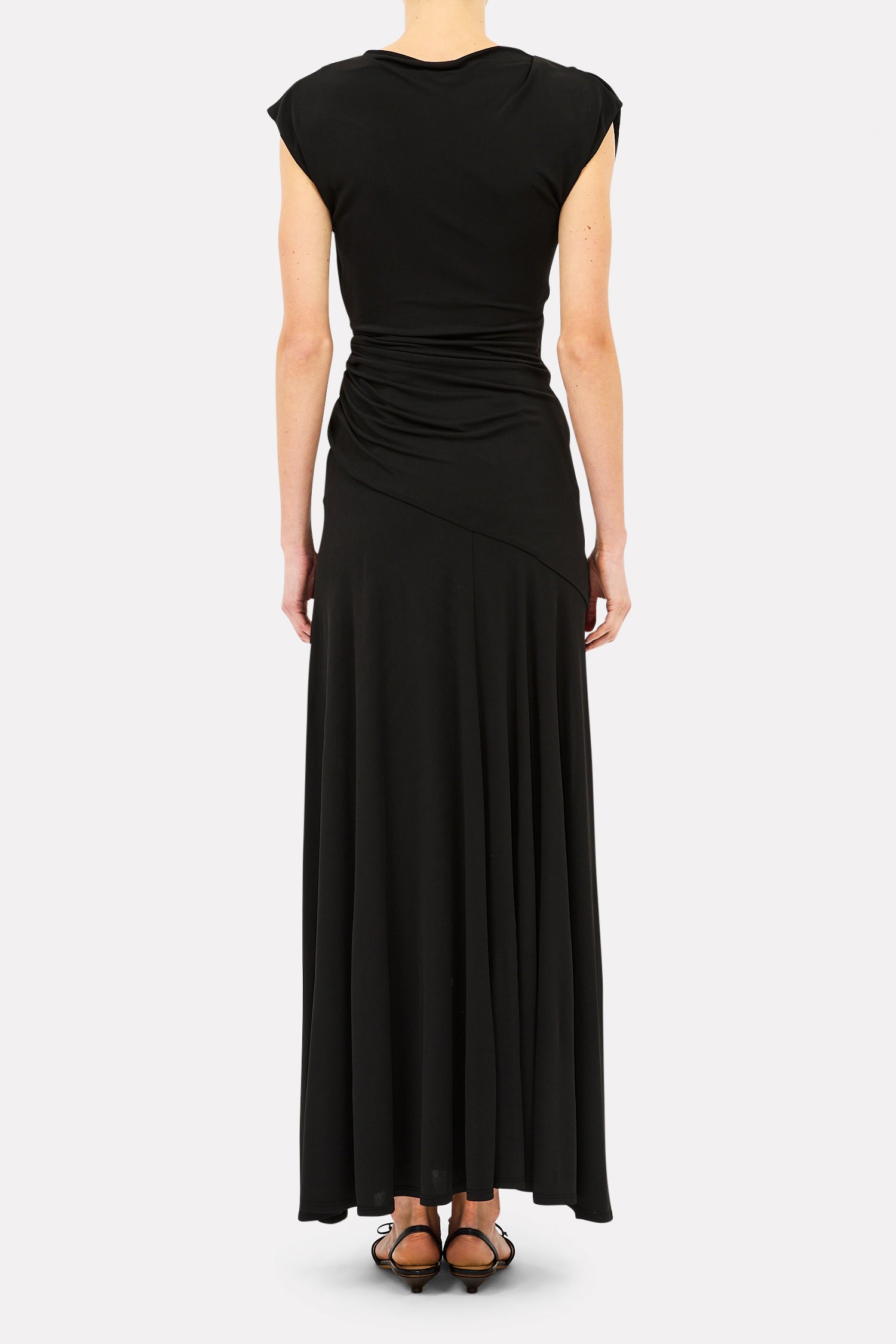 Daphne SL Dress w/ Flower Detail