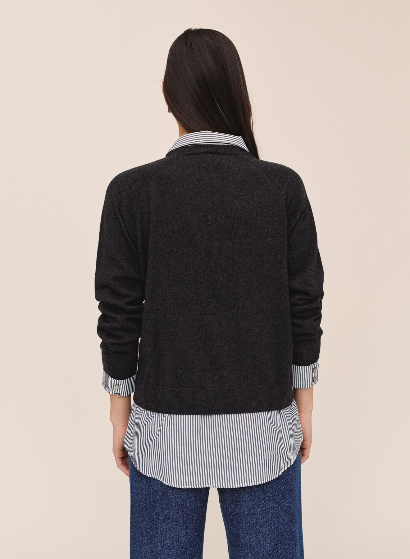 B20223-M04-304 - MIXED LAYERED SWEATER