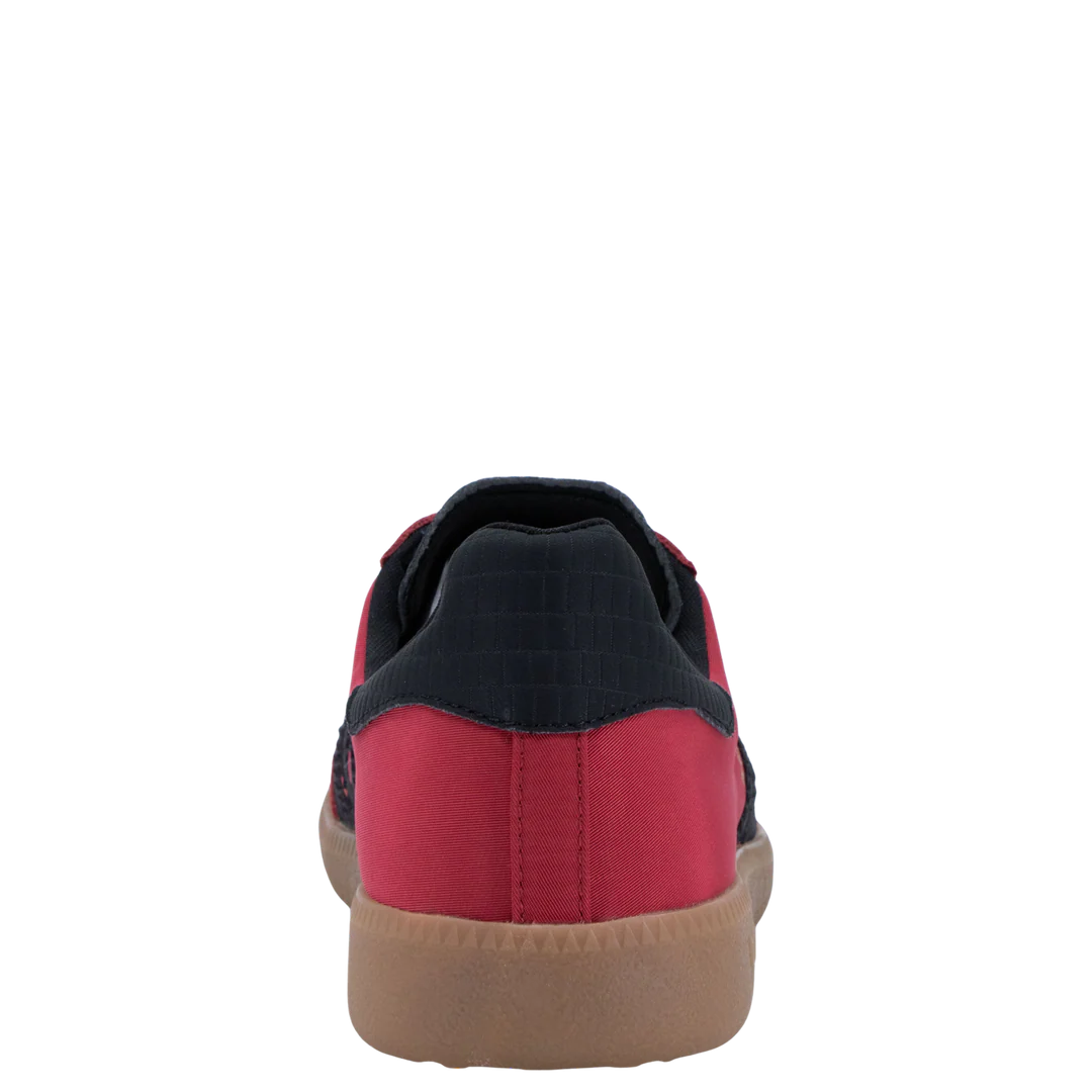 Back 70 Streetwear Ghost Sneaker Red and Black