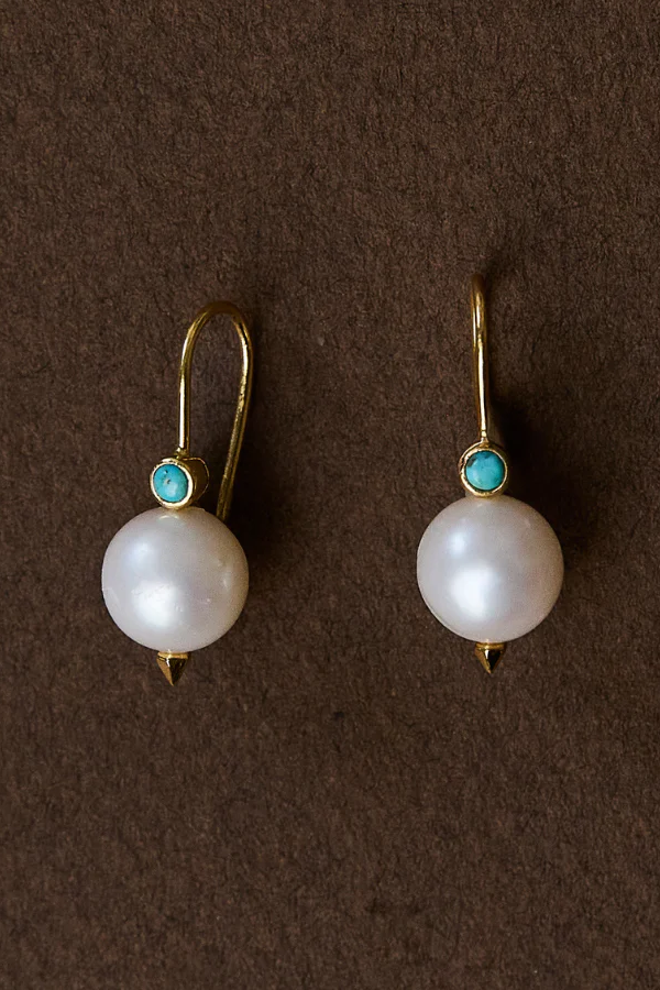 Pearl Earring