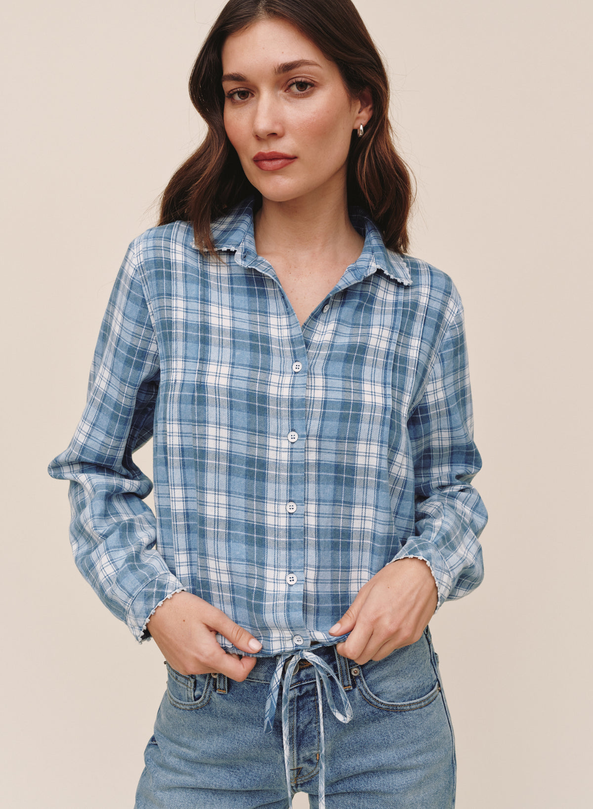 B20462-M76-012 - LONG SLEEVE PINTUCK TIE WAIST SHIRT