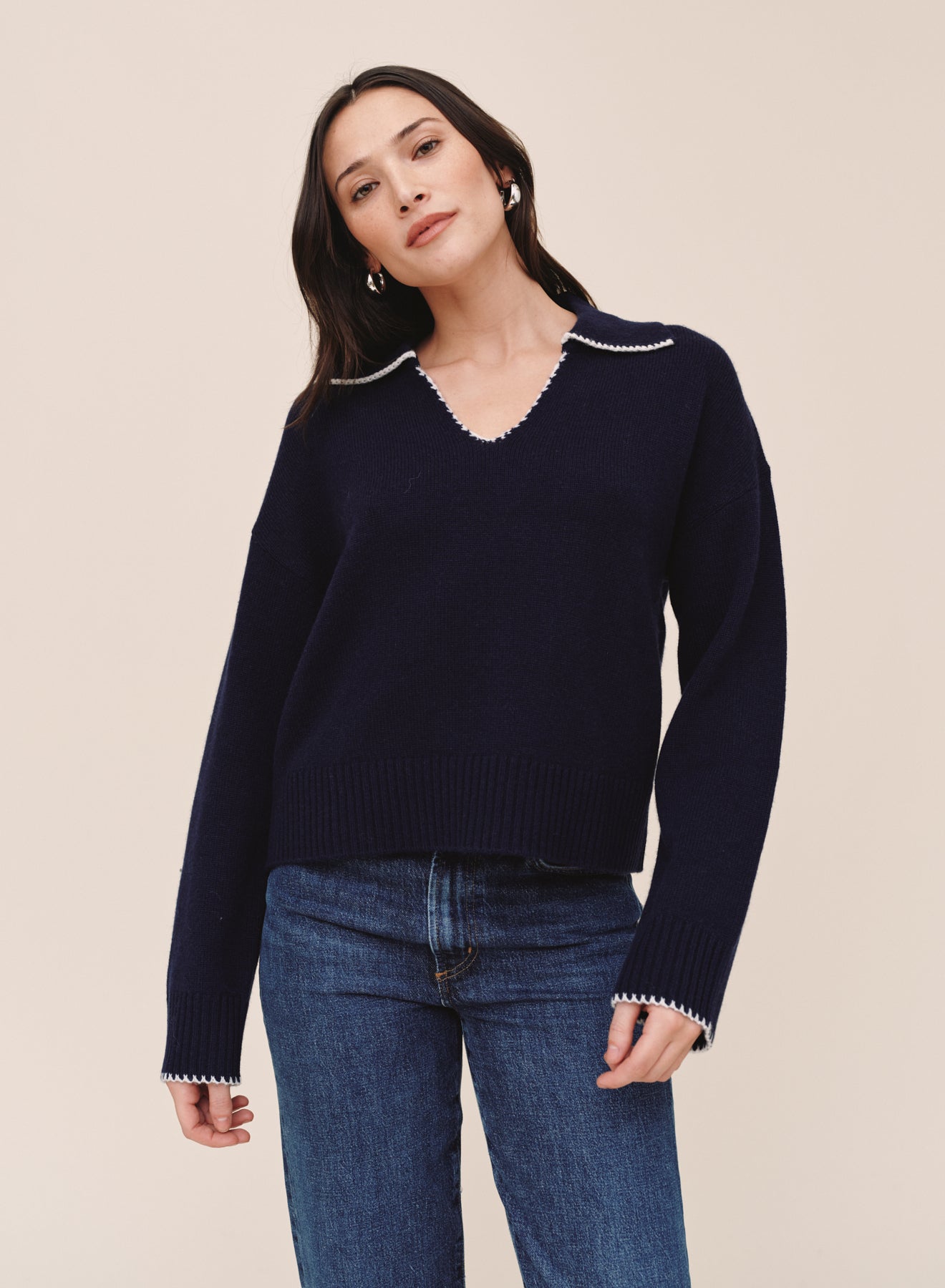 B20263-M09-304 - CONTRAST TRIMMED SWEATER