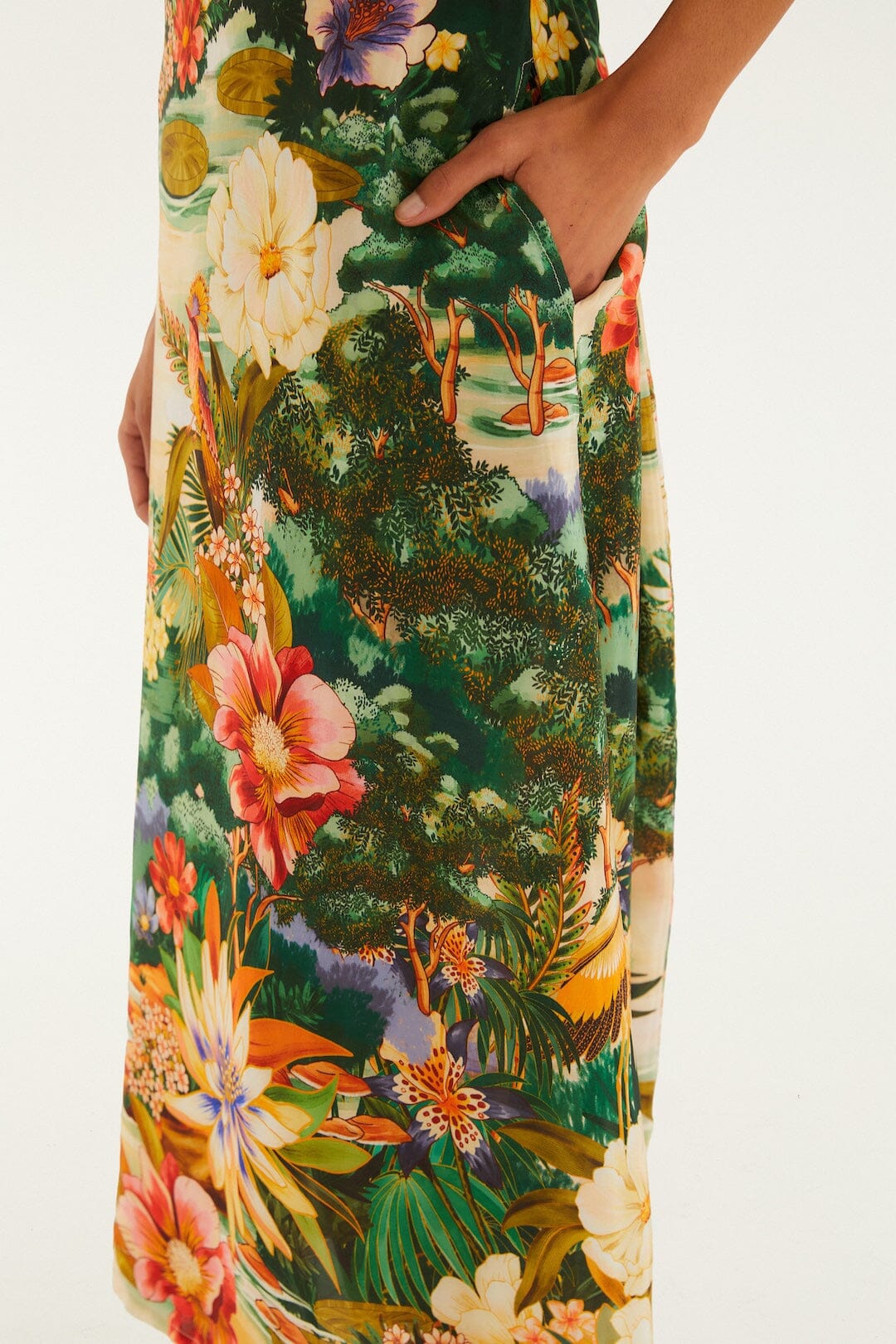 Oriental Garden Multicolor Short Sleeve Maxi Dress
