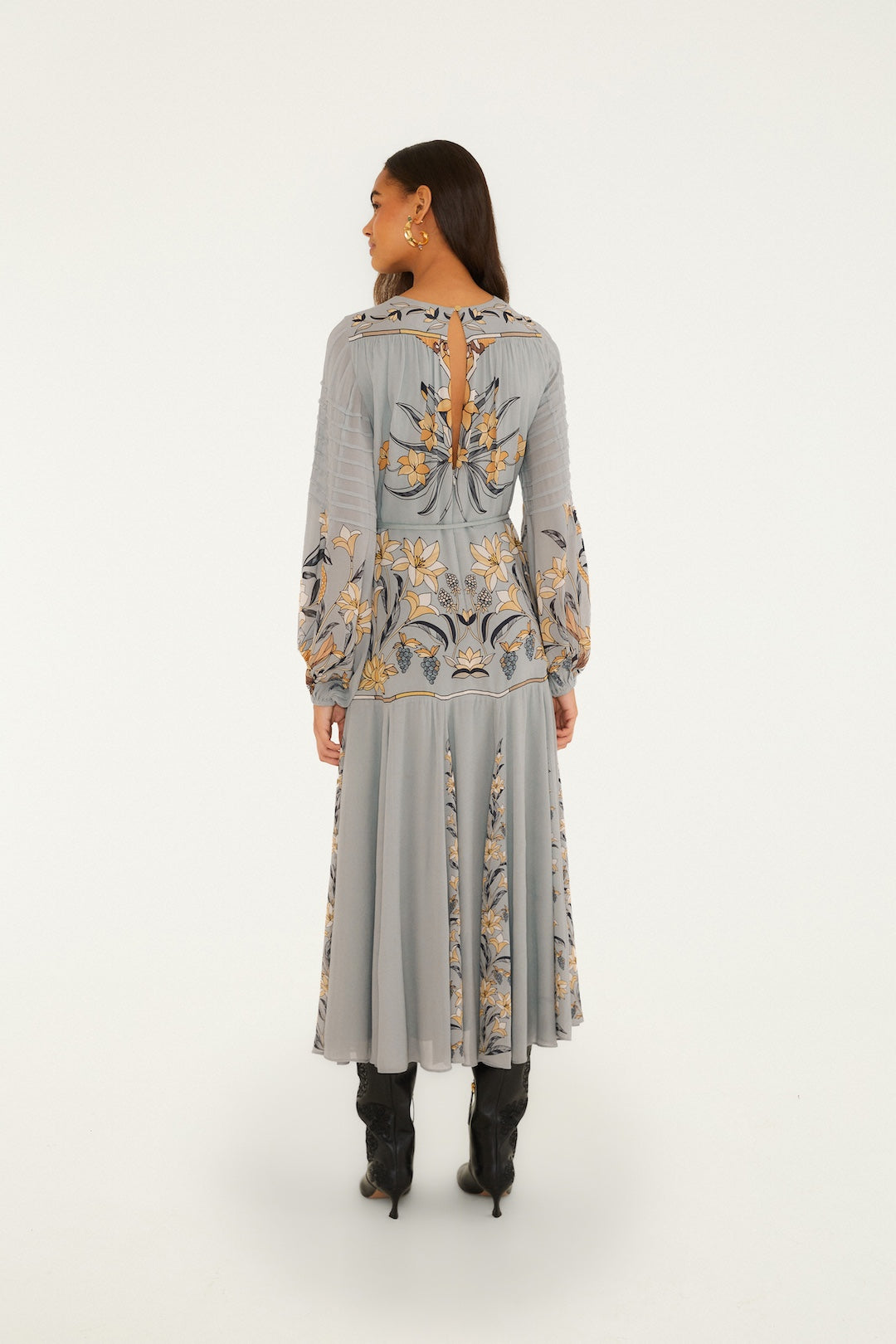 STAINED GLASS BEAUTY SOFT BLUE LONG SLEEVE PLEATED