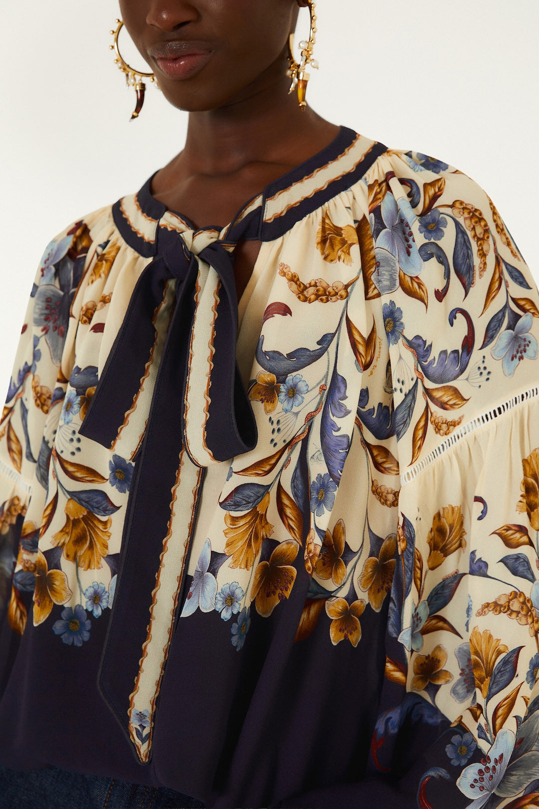 GOLDEN NATURE NAVY BLUE BLOUSE