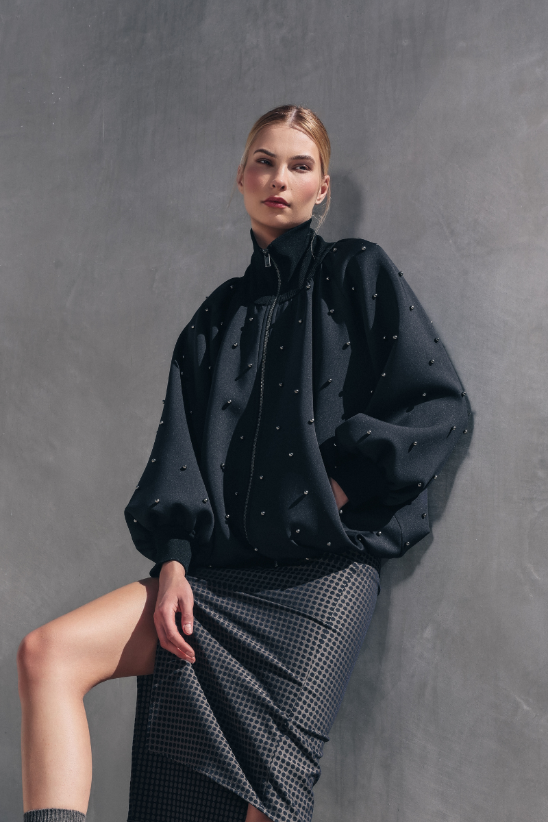 Leucothea Scuba Pearly Bomber