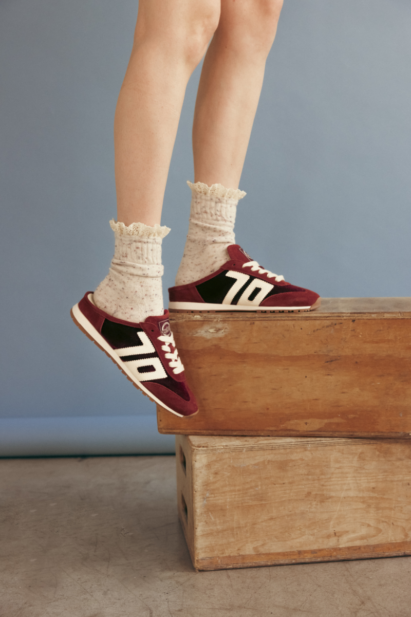 Back 70 Streetwear Venice in Velvet Wine Sneaker