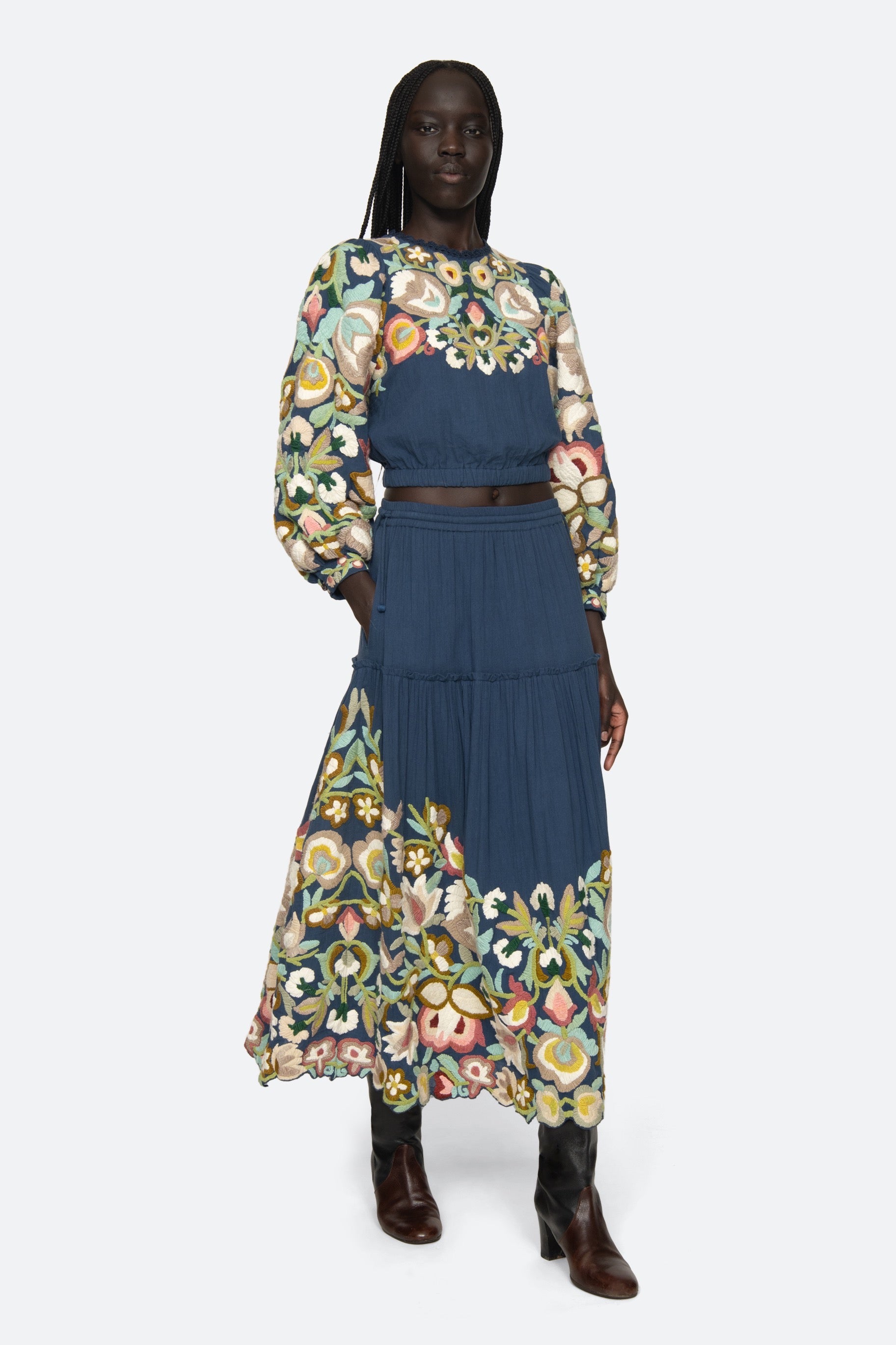 WILHELMINA EMB SKIRT (D1)