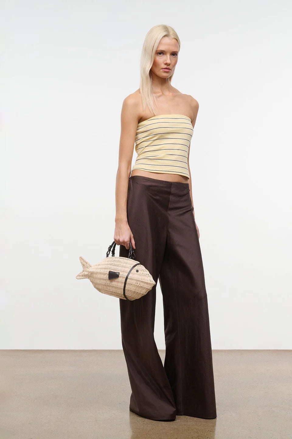 Cleo Fish Bag Natural