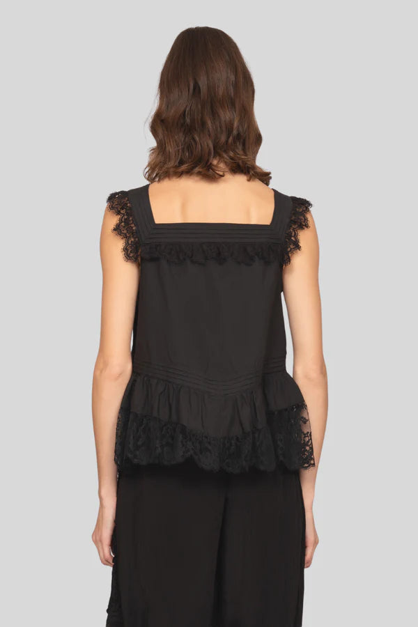 Hilda Top