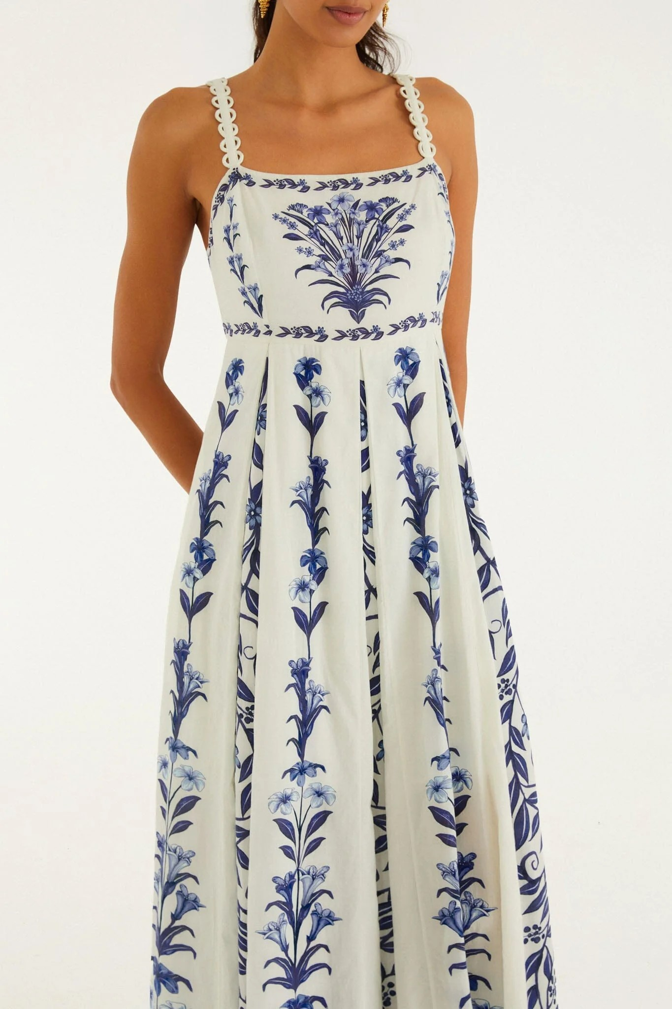 Flowers Arch Off-White Maxi Dress