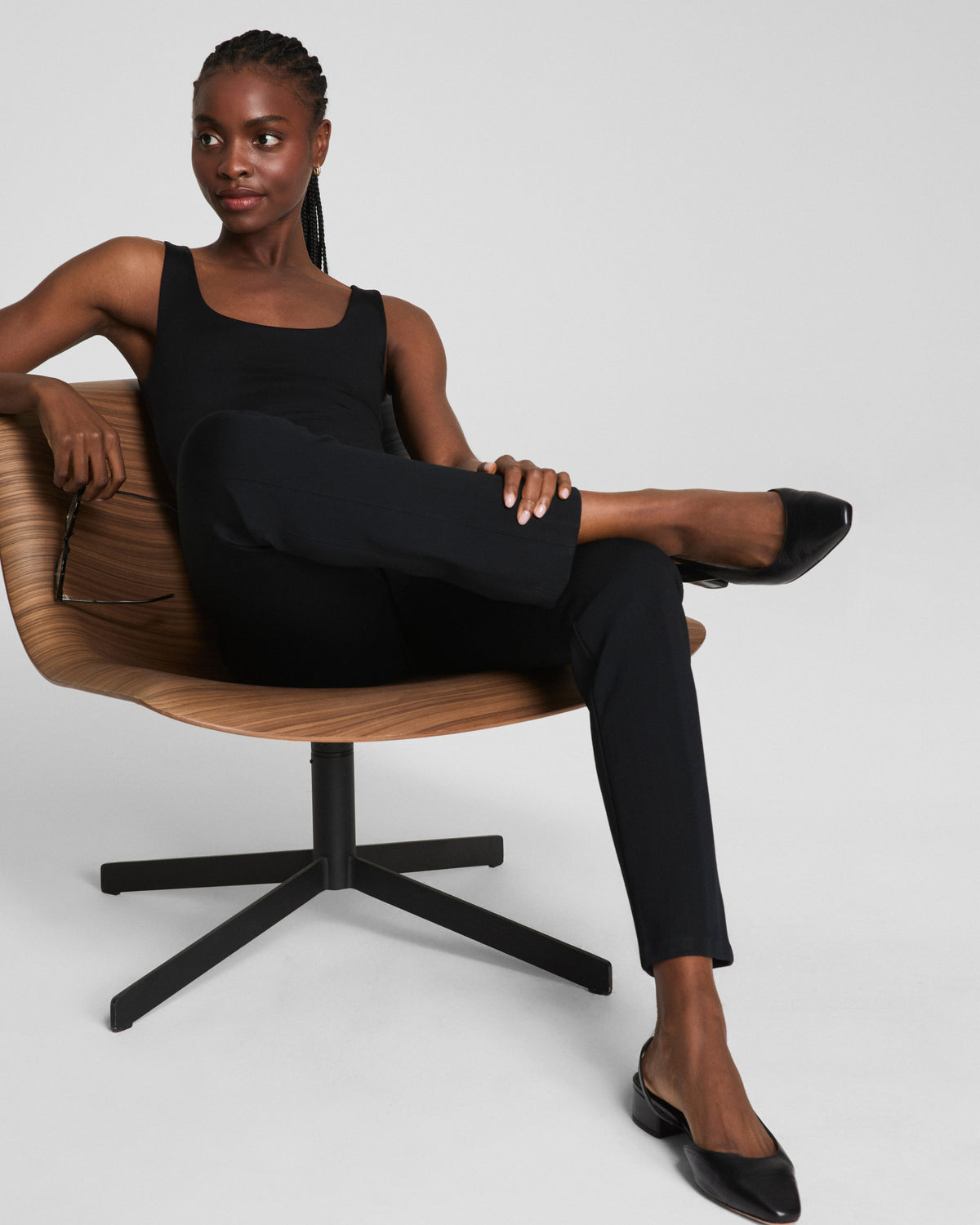 Perfect Fit Ponte Slim Straight Pant