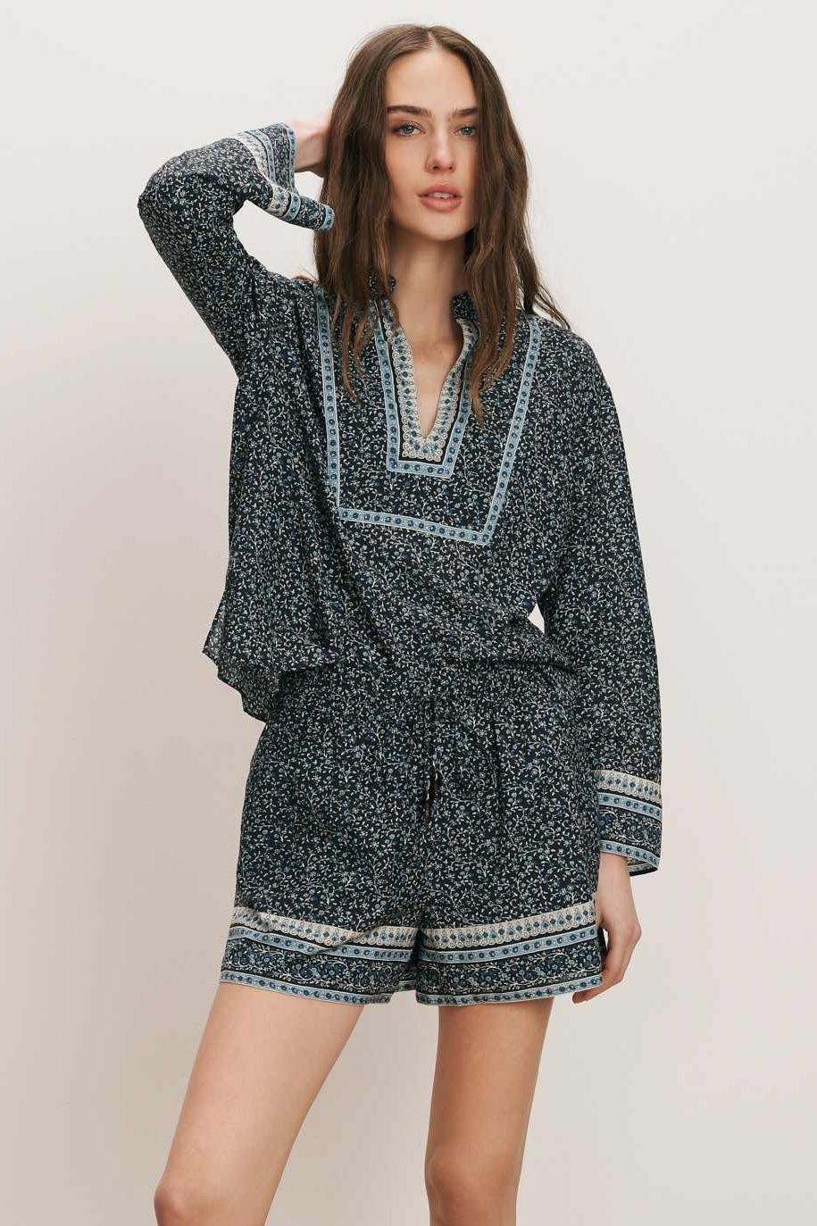 Vilvaldi Floral Short