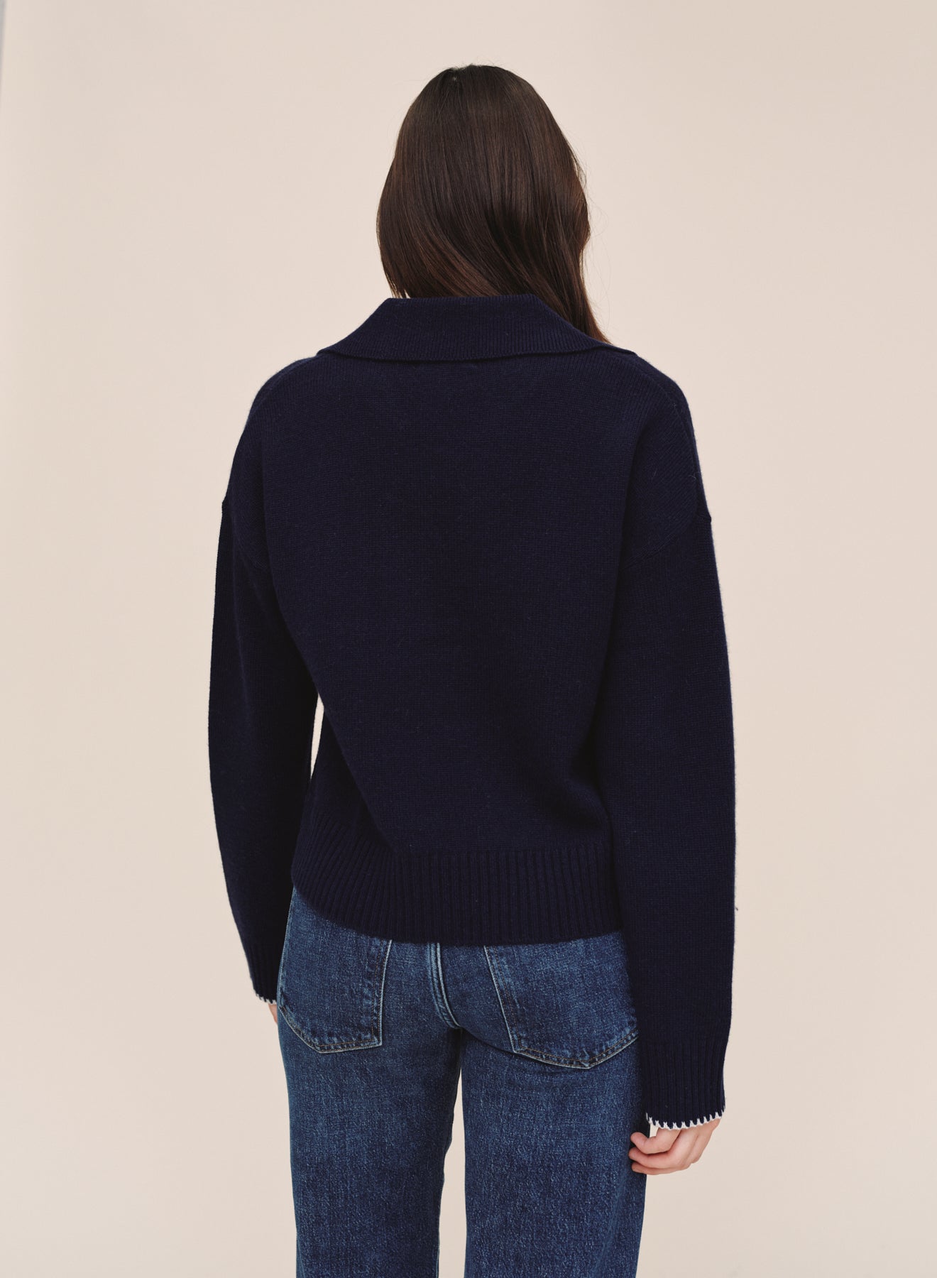 B20263-M09-304 - CONTRAST TRIMMED SWEATER